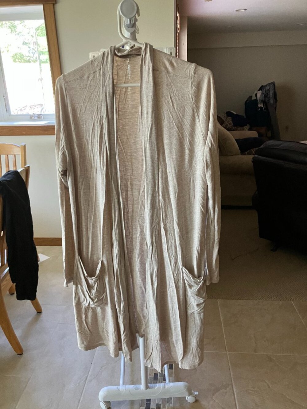 Women's Strechy Cream Cardigan Size M
